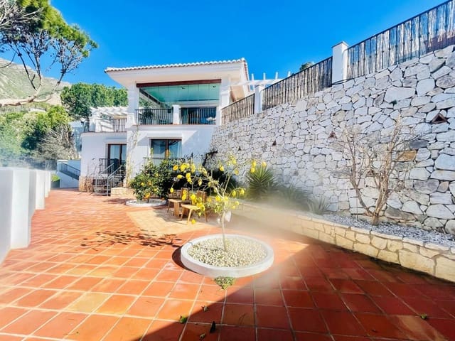 4 chambre Villa/Maison à vendre à Valtocado, Mijas avec piscine garage - 1 300 000 € (Ref: 9625423)