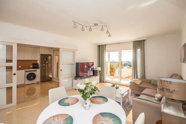 2 bedroom Penthouse for sale in Marbella with pool garage - € 595,000 (Ref: 9625425)