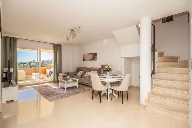 2 soveværelse Penthouse til salg i Marbella med swimmingpool garage - € 595.000 (Ref: 9625425)