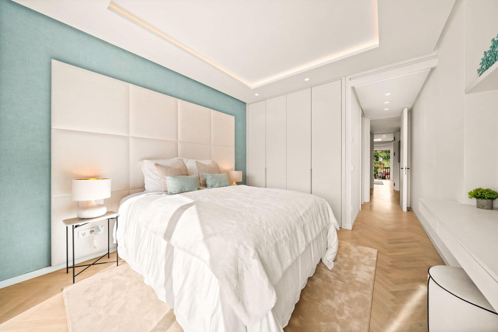 3 sypialnia Penthouse na sprzedaż w Benahavis z basenem garażem - 925 000 € (Ref: 9629821)