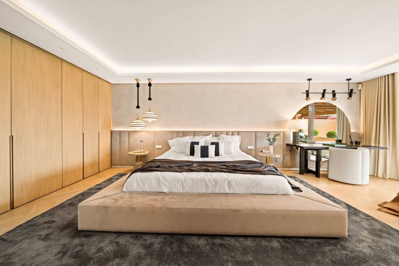 3 sypialnia Penthouse na sprzedaż w Benahavis z basenem garażem - 925 000 € (Ref: 9629821)