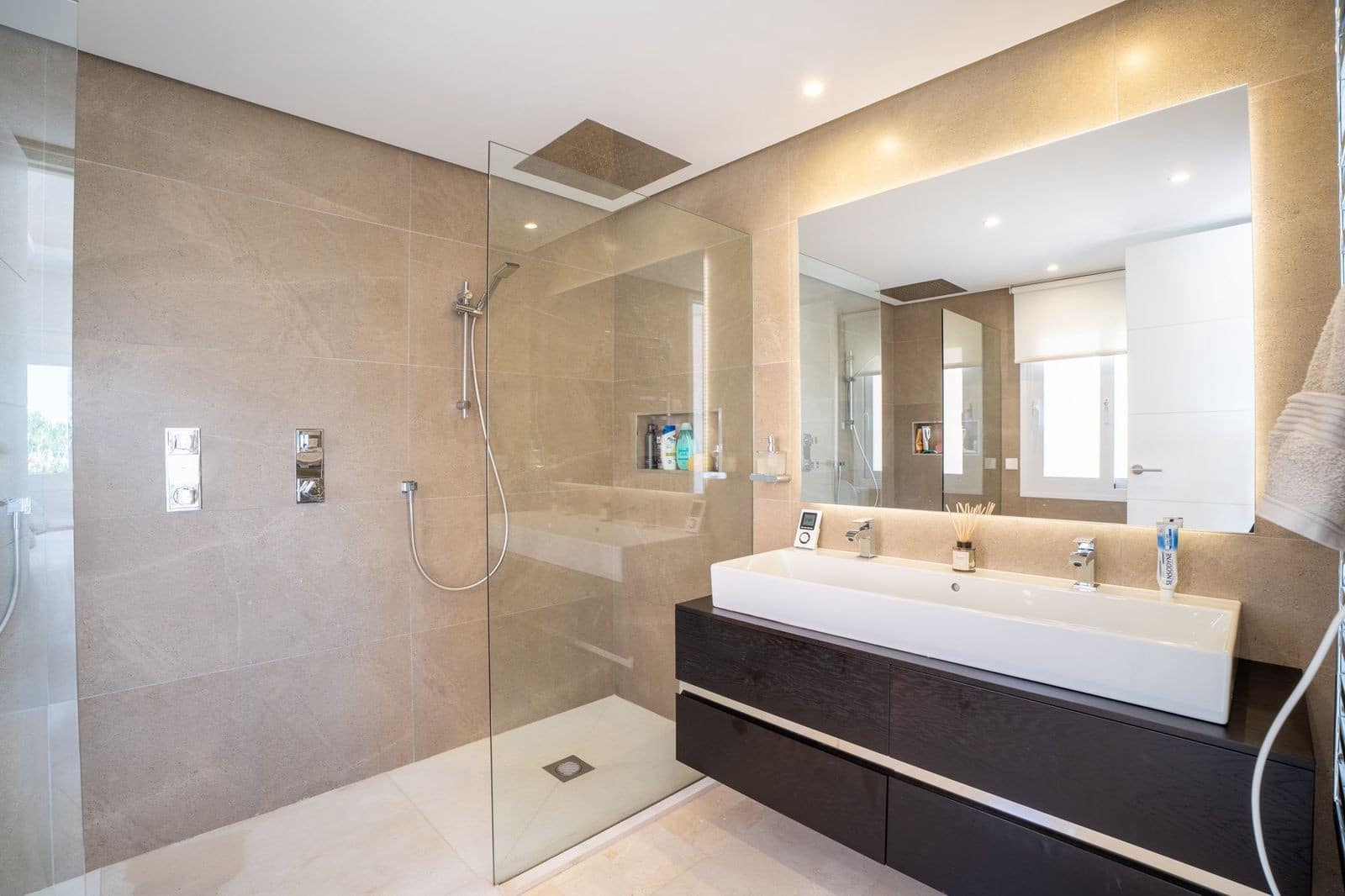 6 camera da letto Villa in vendita in Nueva Andalucia con piscina garage - 3.150.000 € (Rif: 9629822)