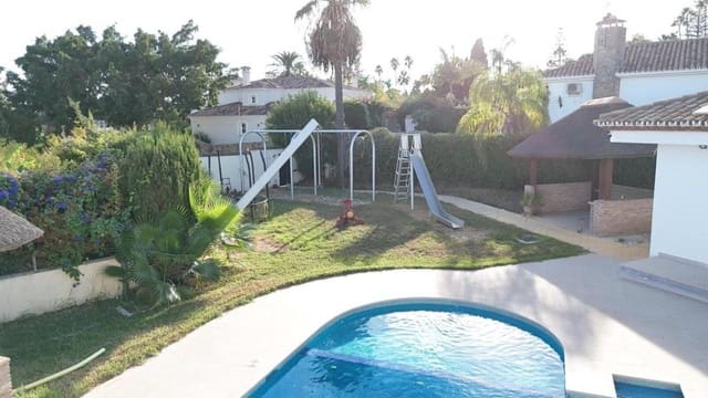 4 slaapkamer Villa te koop in El Paraiso, Estepona met zwembad garage - € 2.950.000 (Ref: 9629823)