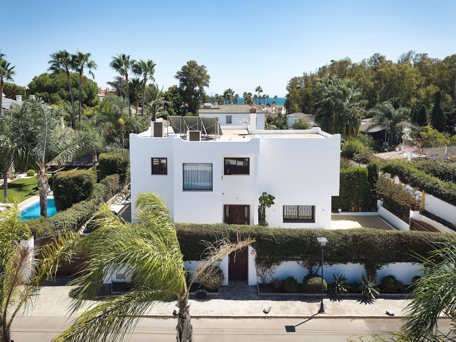 4 soveværelse Villa til salg i San Pedro de Alcantara med swimmingpool garage - € 2.195.000 (Ref: 9629824)