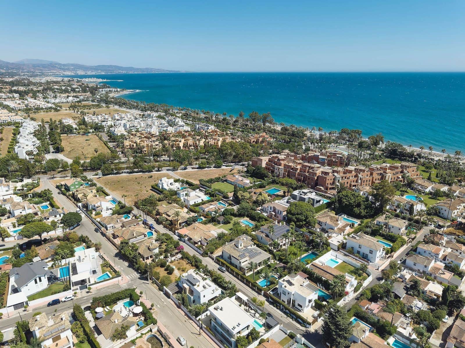 4 soveværelse Villa til salg i San Pedro de Alcantara med swimmingpool garage - € 2.195.000 (Ref: 9629824)