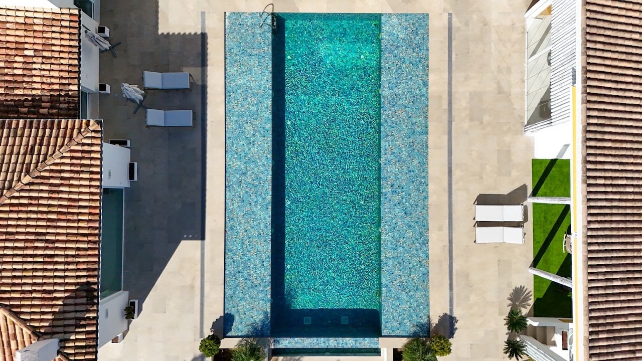 6 soveværelse Villa til salg i Guadalmina med swimmingpool garage - € 5.900.000 (Ref: 9640345)