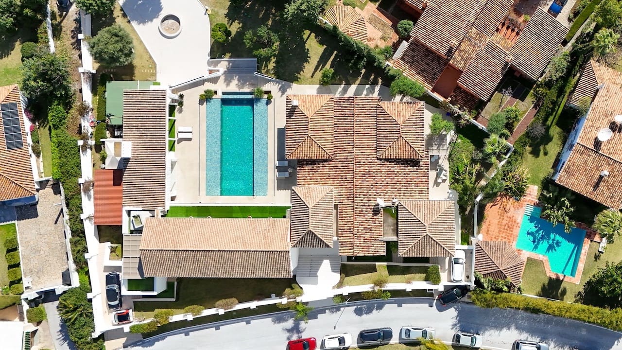 6 soveværelse Villa til salg i Guadalmina med swimmingpool garage - € 5.900.000 (Ref: 9640345)