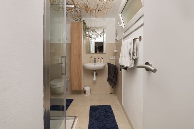 3 makuuhuone Huvila myytävänä paikassa Marbella mukana uima-altaan 
autotalli - 1 850 000 € (Ref: 9644658)