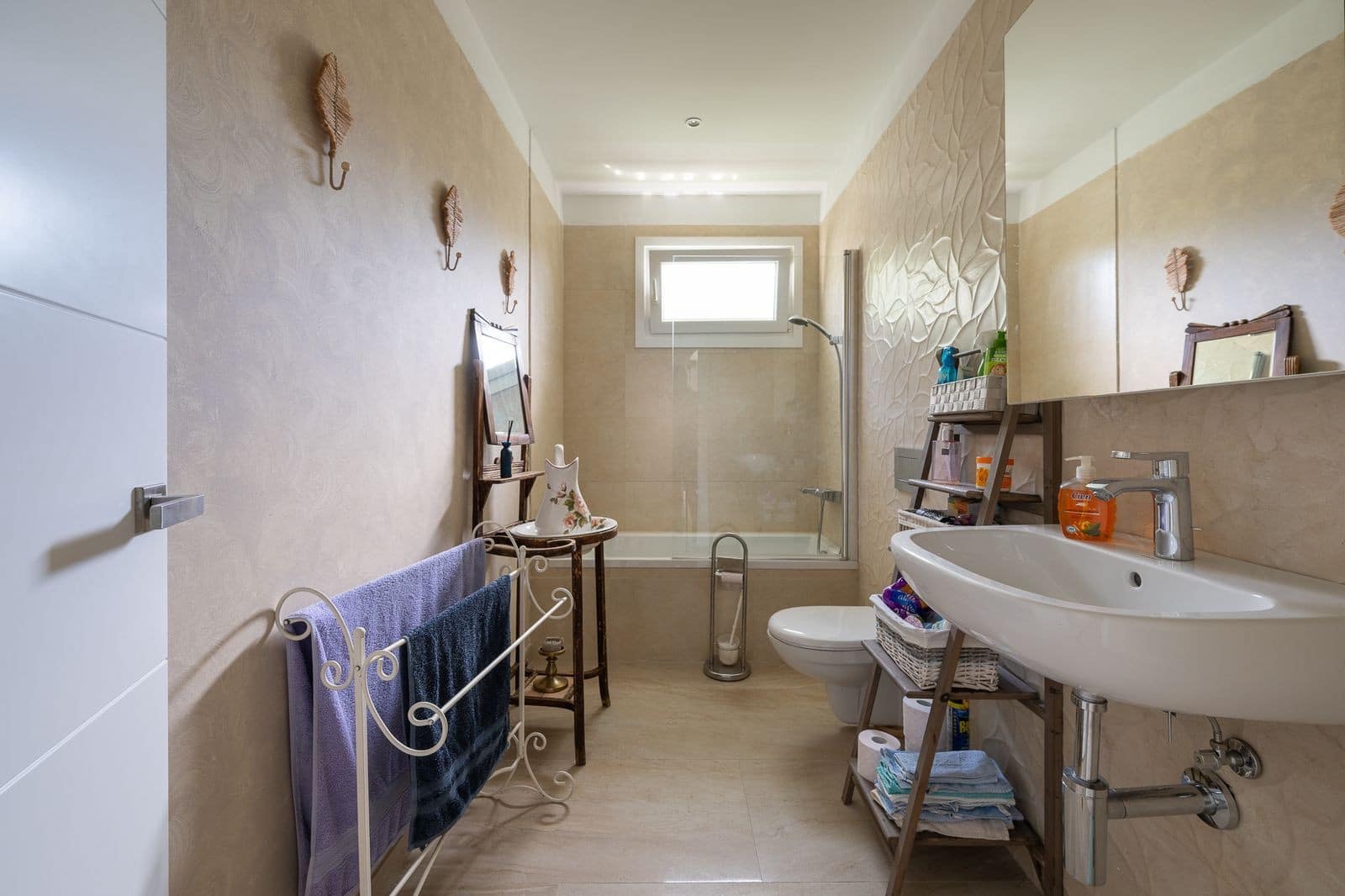 3 makuuhuone Huvila myytävänä paikassa Marbella mukana uima-altaan 
autotalli - 1 850 000 € (Ref: 9644658)