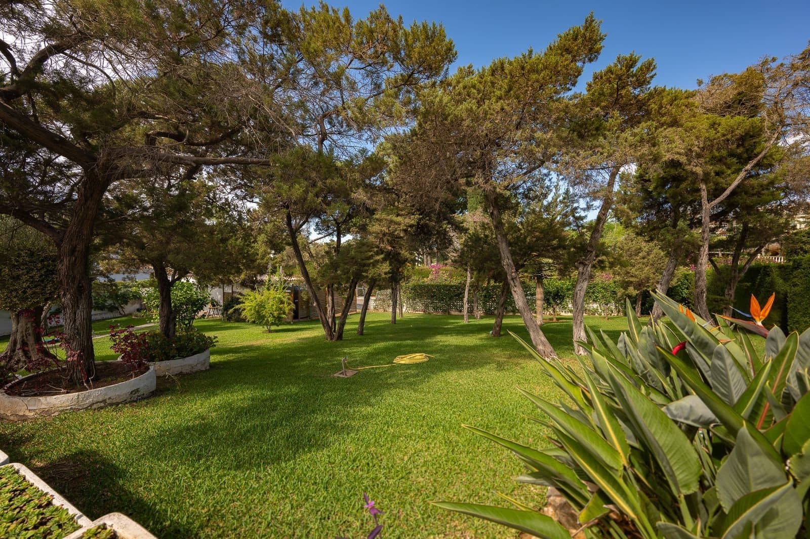 3 makuuhuone Huvila myytävänä paikassa Marbella mukana uima-altaan 
autotalli - 1 850 000 € (Ref: 9644658)