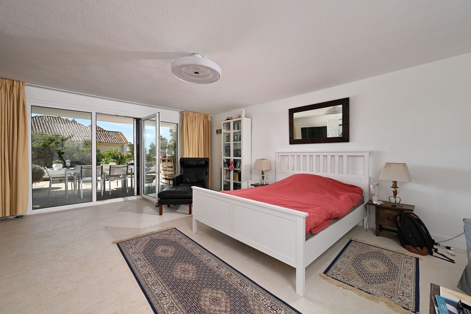 3 sypialnia Willa na sprzedaż w Marbella z basenem garażem - 1 850 000 € (Ref: 9644658)