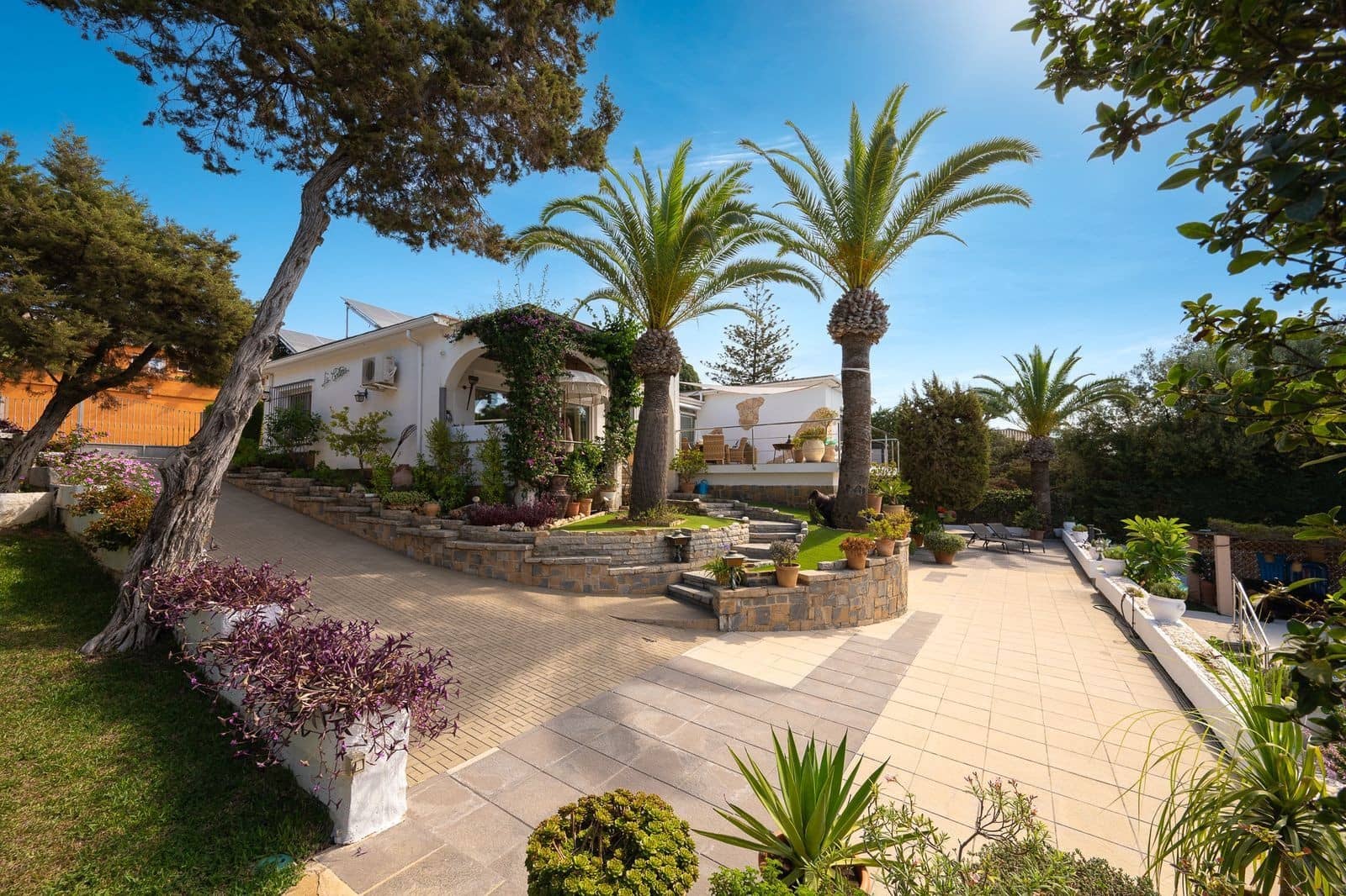3 sypialnia Willa na sprzedaż w Marbella z basenem garażem - 1 850 000 € (Ref: 9644658)