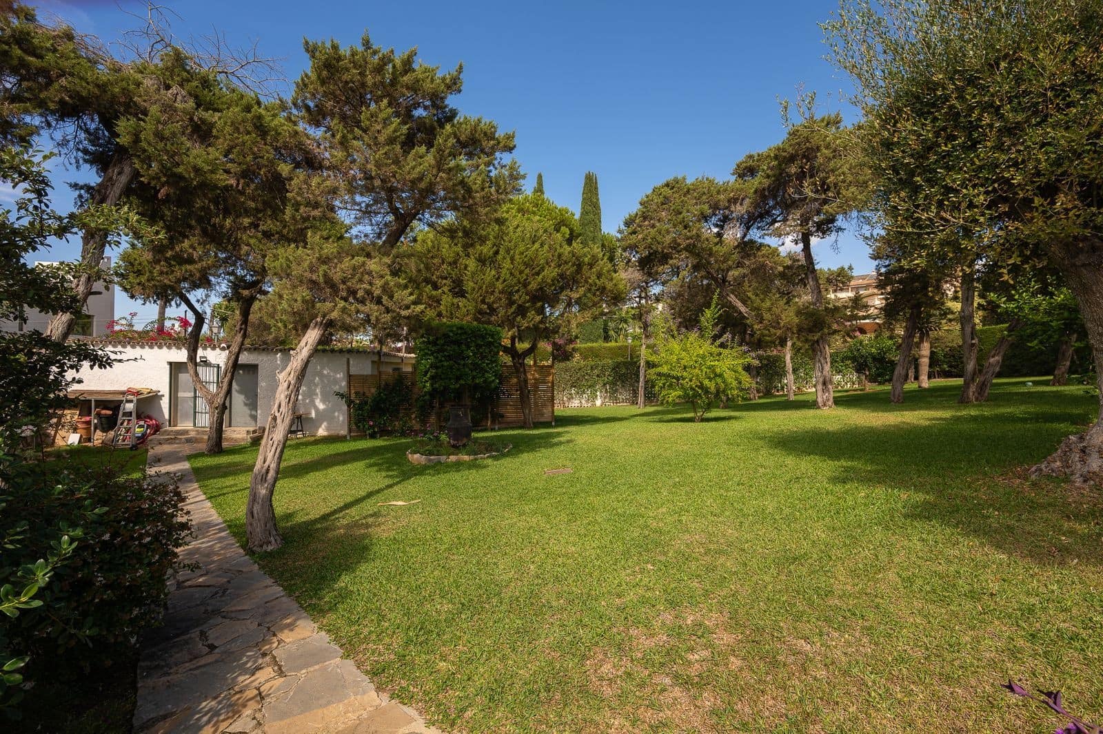 3 sypialnia Willa na sprzedaż w Marbella z basenem garażem - 1 850 000 € (Ref: 9644658)
