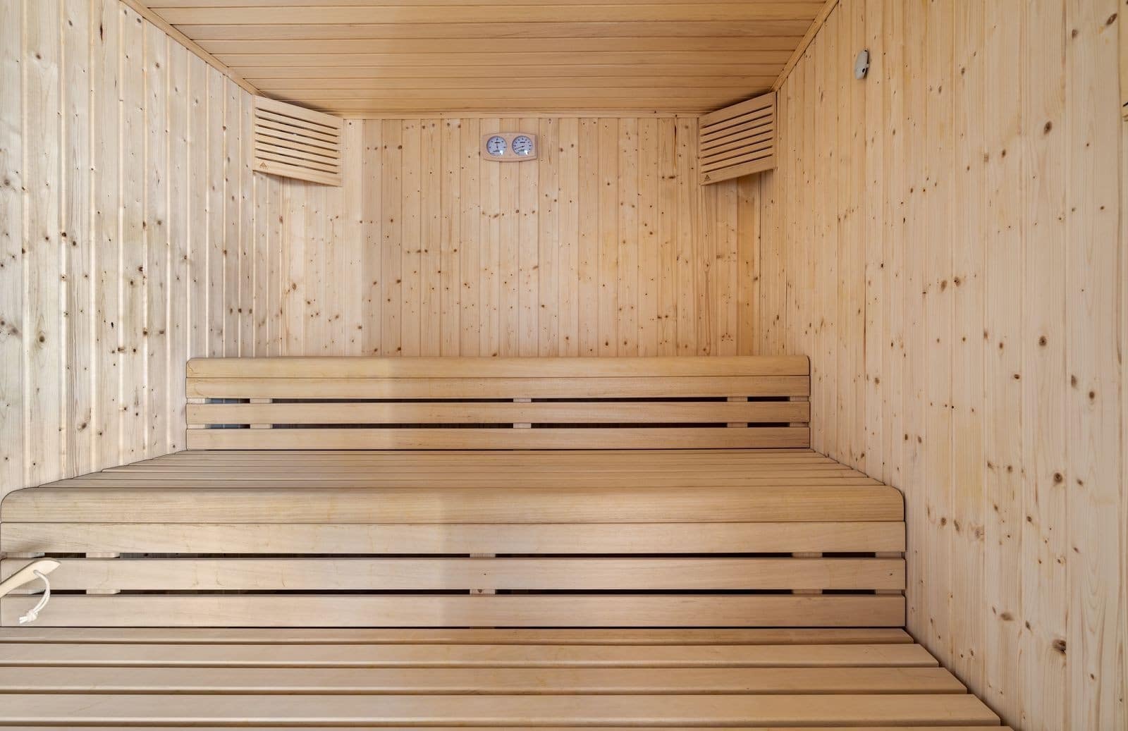 3 Zimmer Villa zu verkaufen in Estepona mit Pool Garage - 925.000 € (Ref: 9644659)