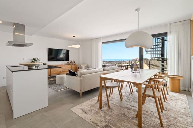 3 quarto Penthouse para venda em Estepona com piscina garagem - 925 000 € (Ref: 9644659)
