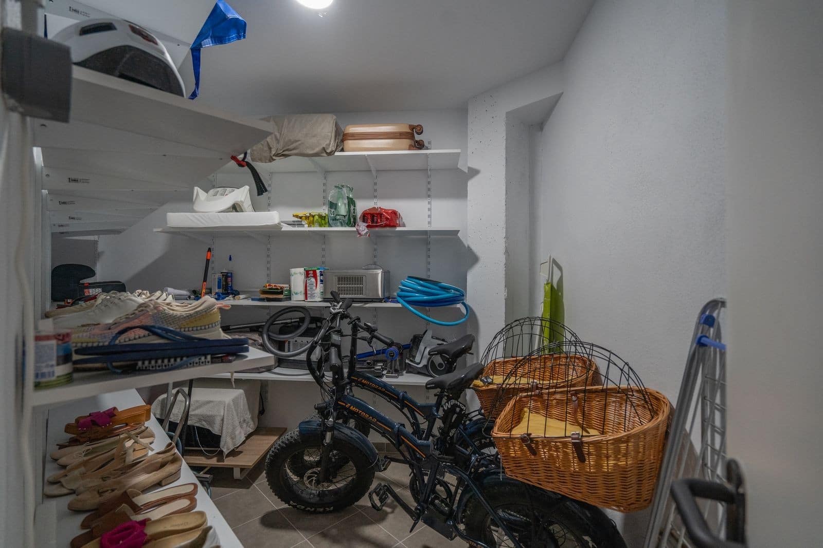 3 soverom Penthouse til salgs i Estepona med svømmebasseng garasje - € 925 000 (Ref: 9644659)