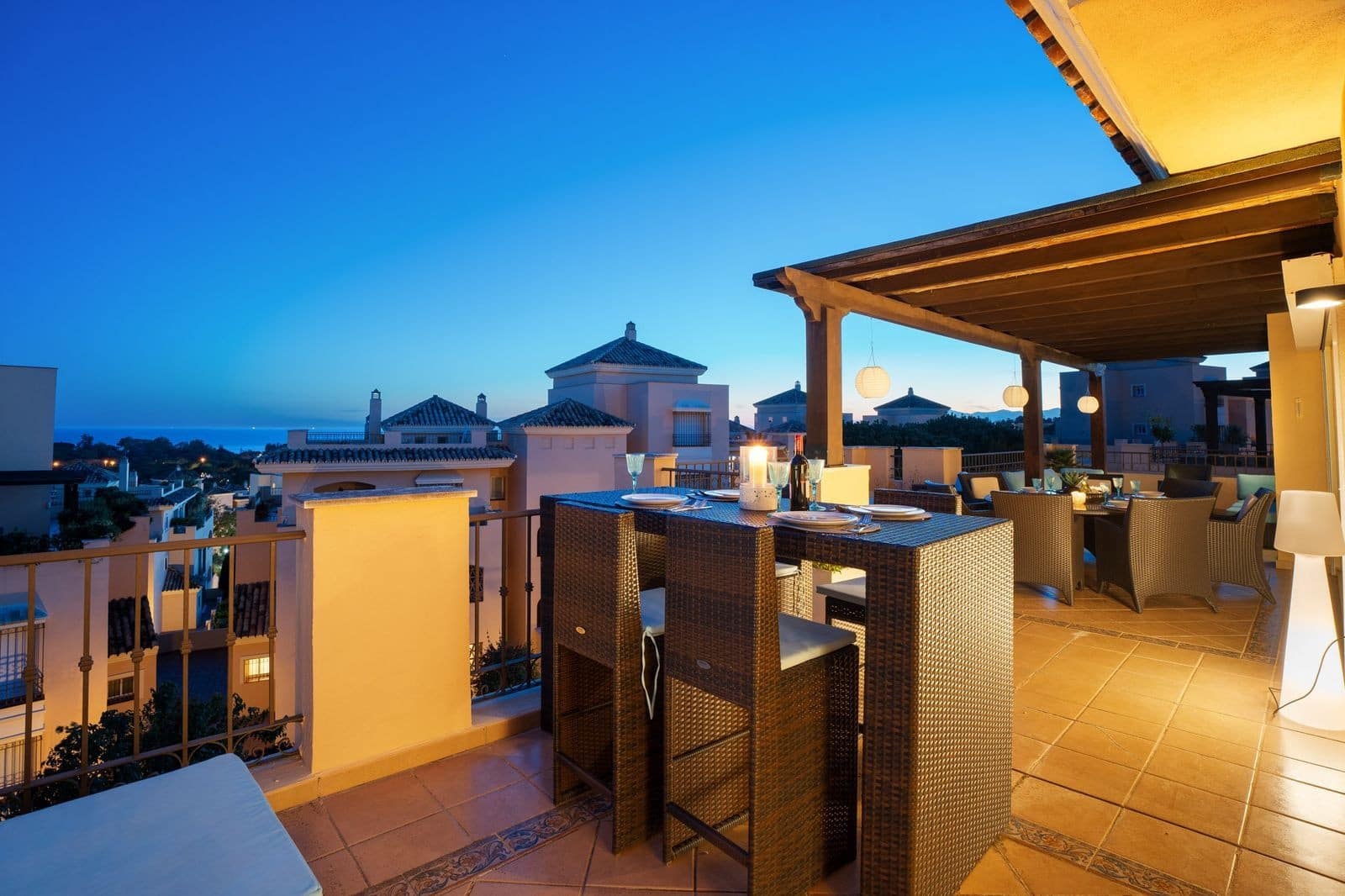 4 sovrum Takvåning till salu i Marbella med pool garage - 1 399 000 € (Ref: 9647887)