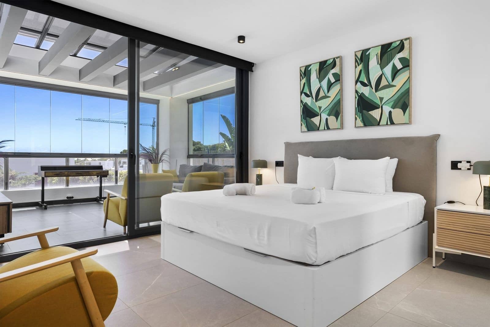 4 bedroom Villa for sale in Mijas with pool garage - € 1,799,000 (Ref: 9647888)