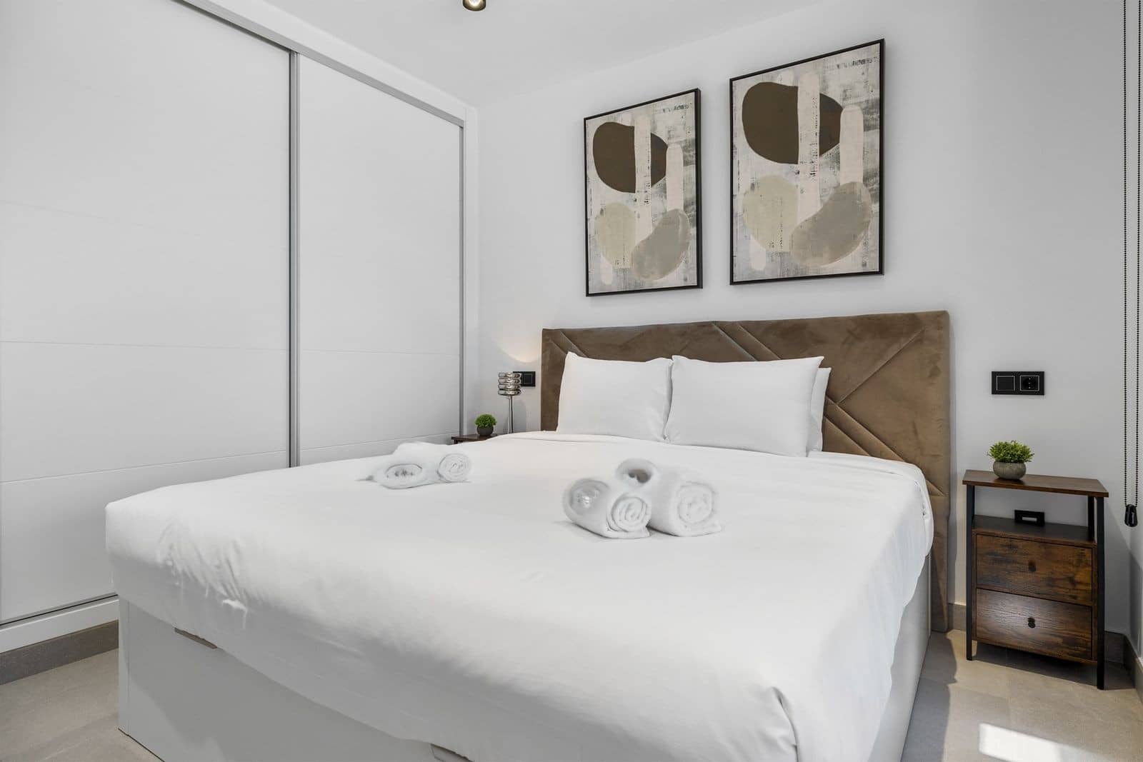 4 bedroom Villa for sale in Mijas with pool garage - € 1,799,000 (Ref: 9647888)