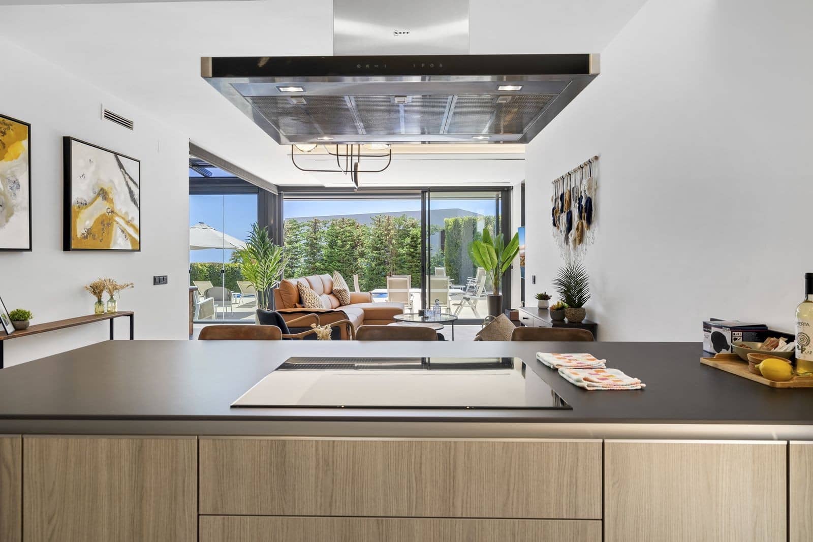 4 bedroom Villa for sale in Mijas with pool garage - € 1,799,000 (Ref: 9647888)