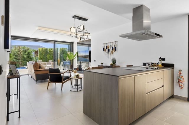 4 chambre Villa/Maison à vendre à Mijas avec piscine garage - 1 799 000 € (Ref: 9647888)