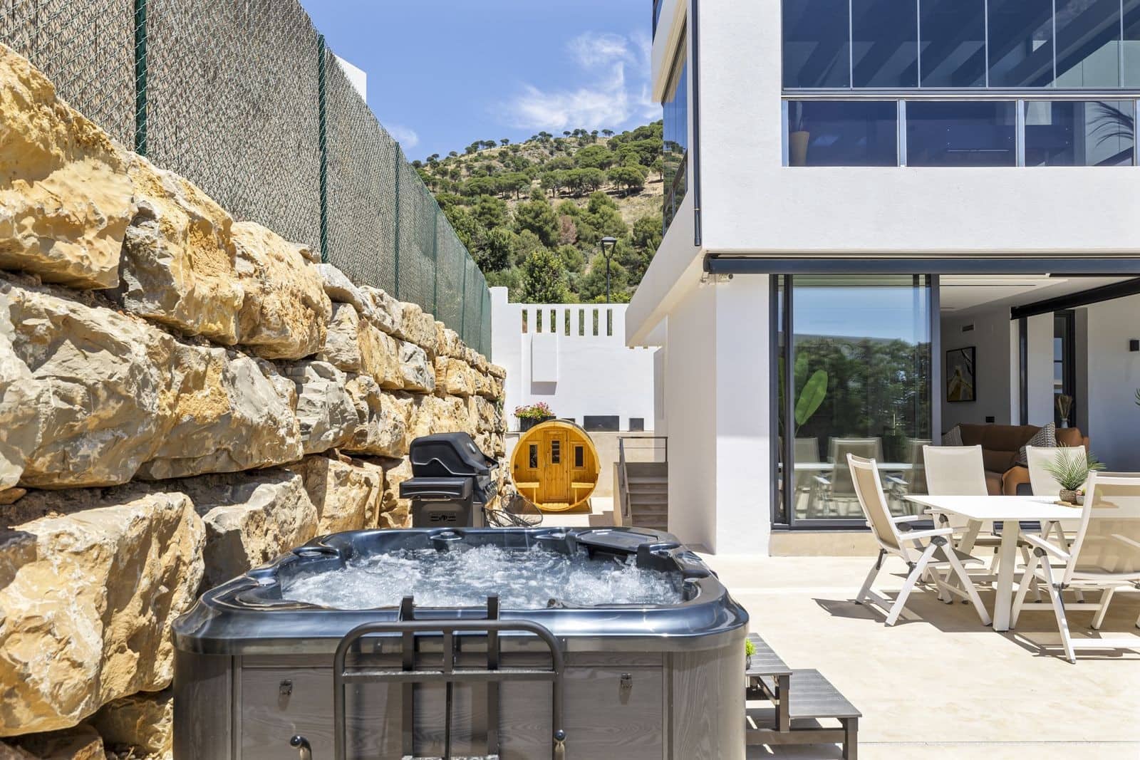4 sovrum Villa till salu i Mijas med pool garage - 1 799 000 € (Ref: 9647888)