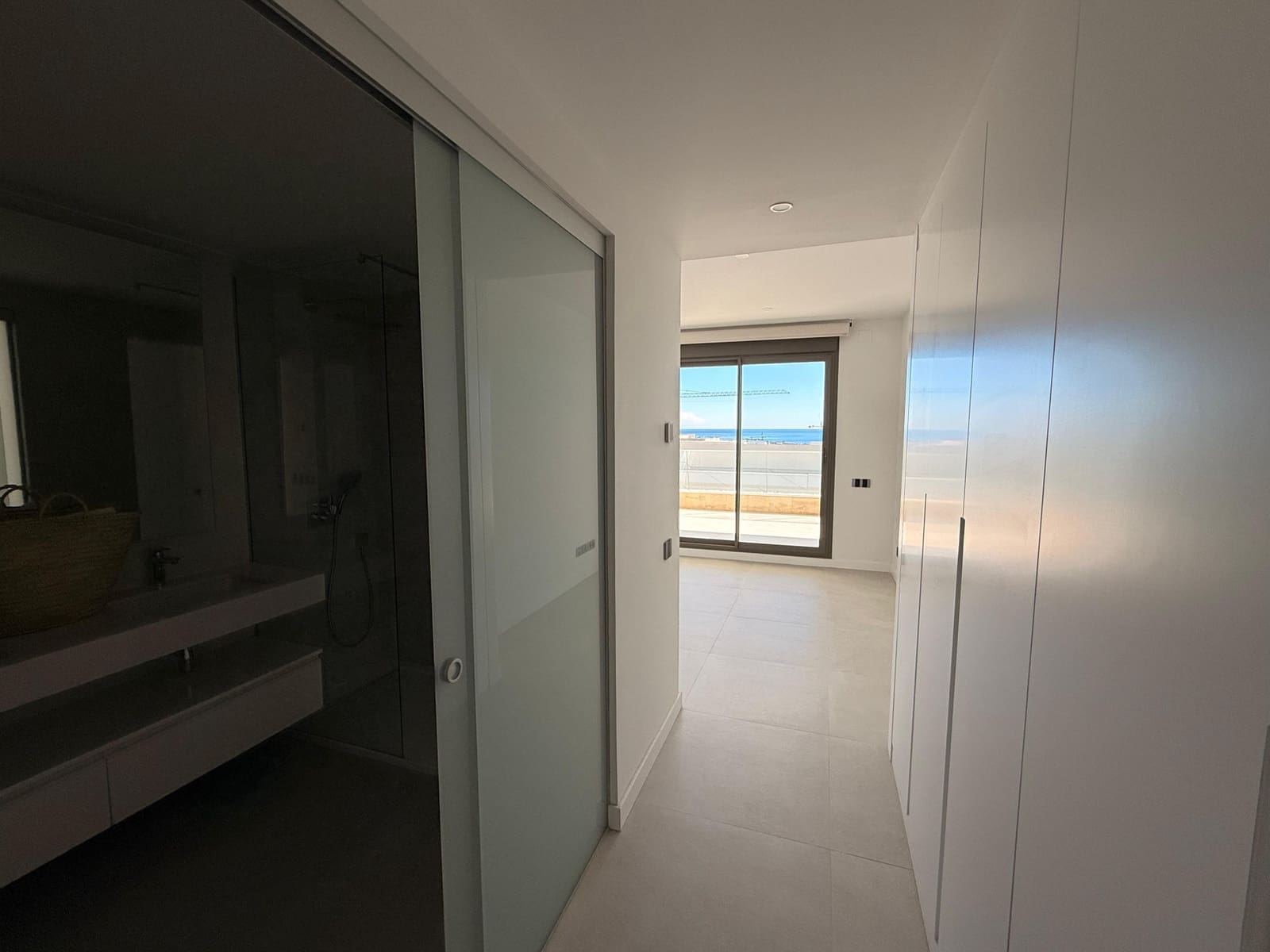 3 slaapkamer Appartement te koop in Estepona met zwembad garage - € 950.000 (Ref: 9647890)