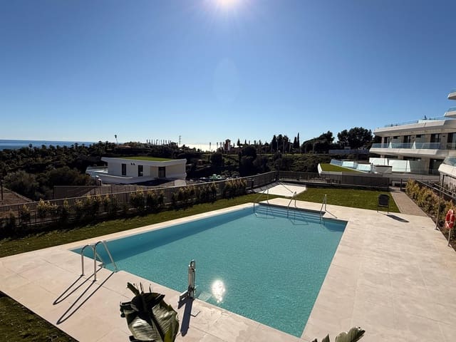 3 quarto Apartamento para venda em Estepona com piscina garagem - 950 000 € (Ref: 9647890)