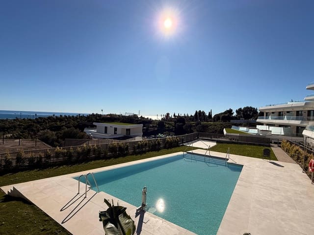 3 quarto Apartamento para venda em Estepona com piscina garagem - 950 000 € (Ref: 9647890)