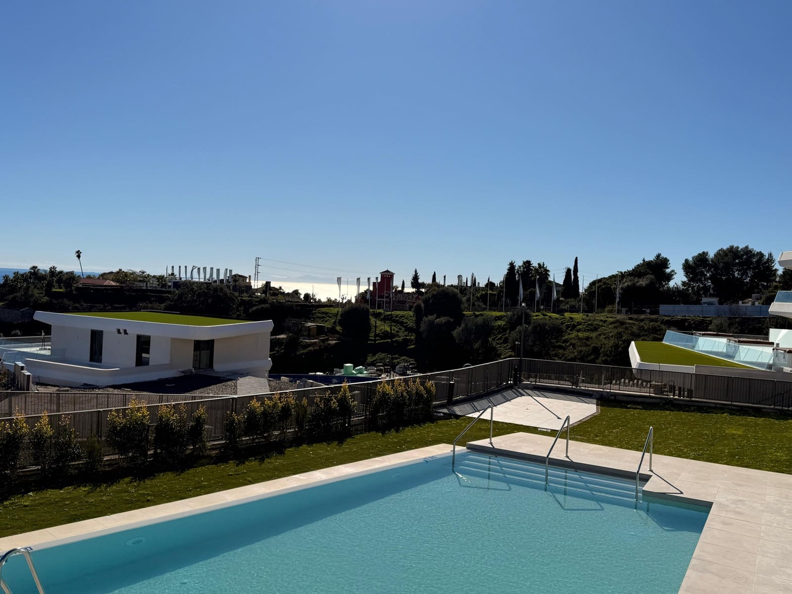 3 soverom Leilighet til salgs i New Golden Mile med svømmebasseng garasje - € 950 000 (Ref: 9647890)
