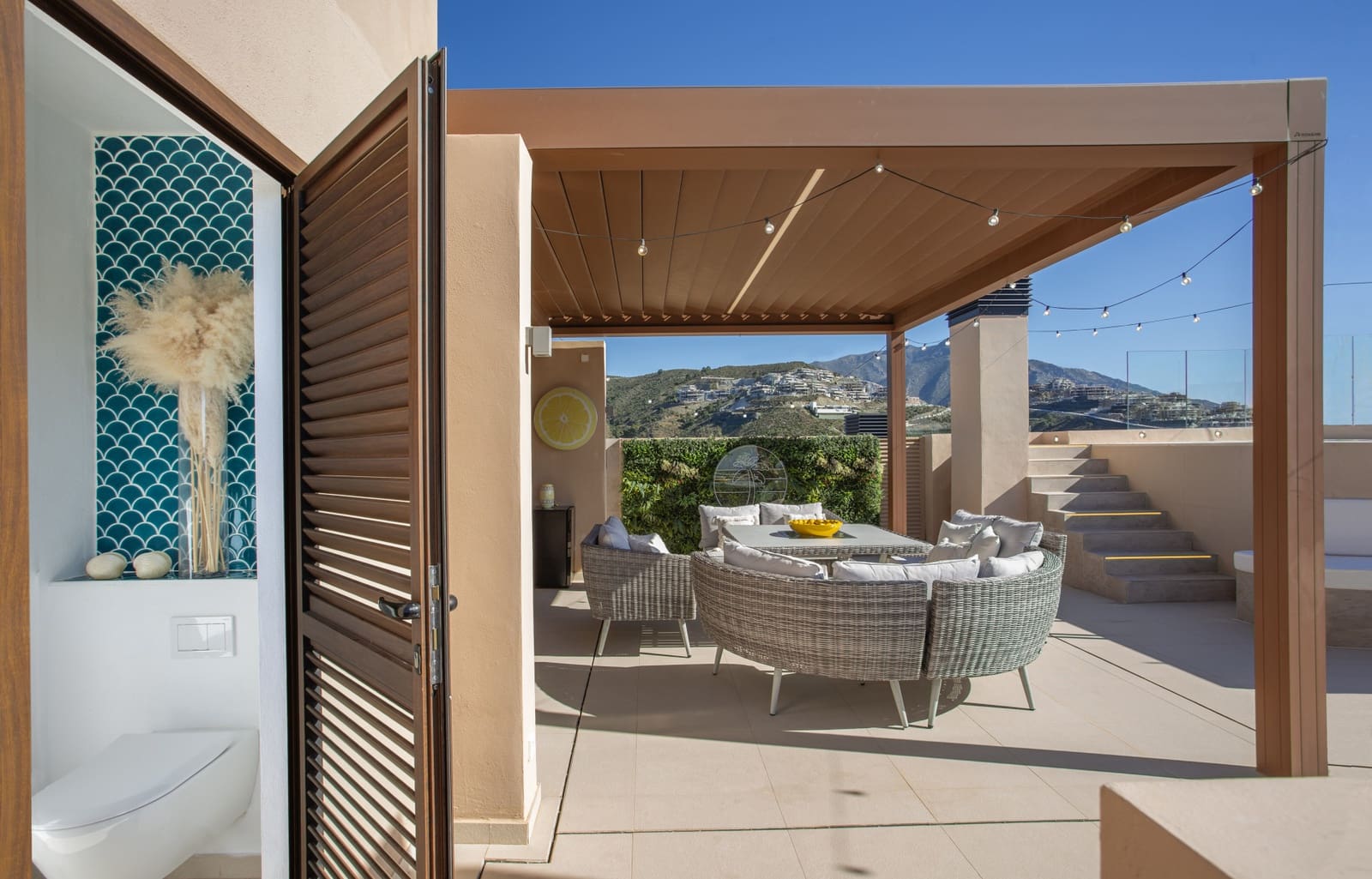 3 soveværelse Penthouse til salg i Benahavis med swimmingpool garage - € 1.595.000 (Ref: 9647891)