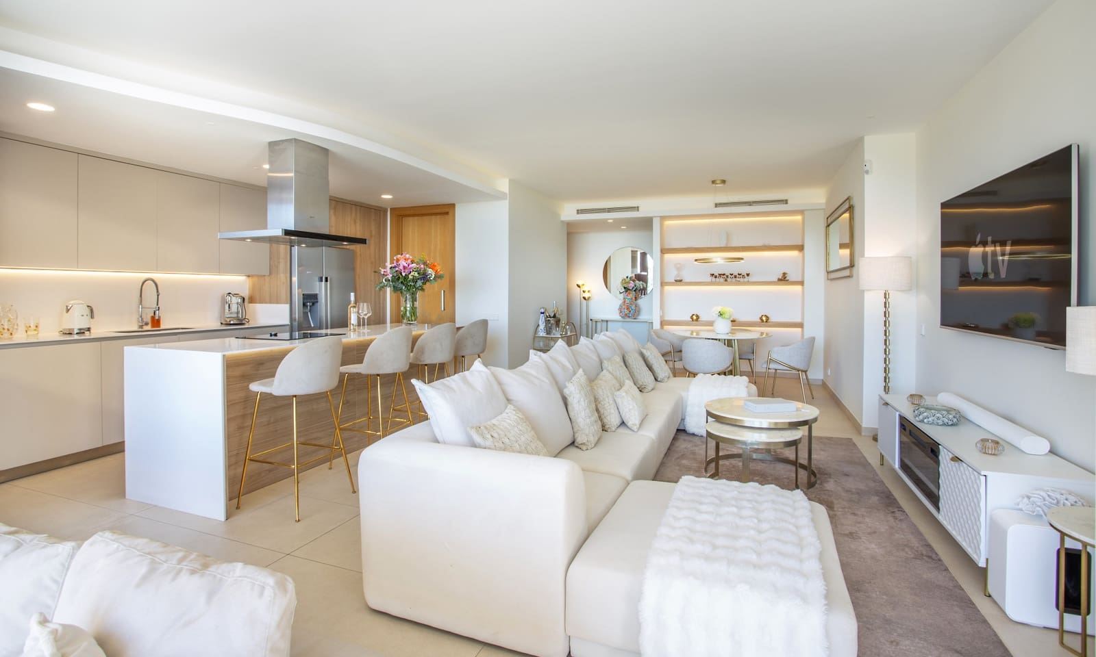 3 bedroom Penthouse for sale in Benahavis with pool garage - € 1,495,000 (Ref: 9647891)