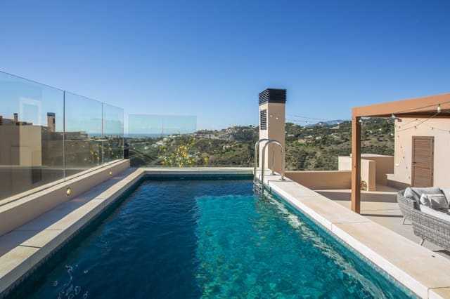3 chambre Penthouse à vendre à Benahavís avec piscine garage - 1 495 000 € (Ref: 9647891)