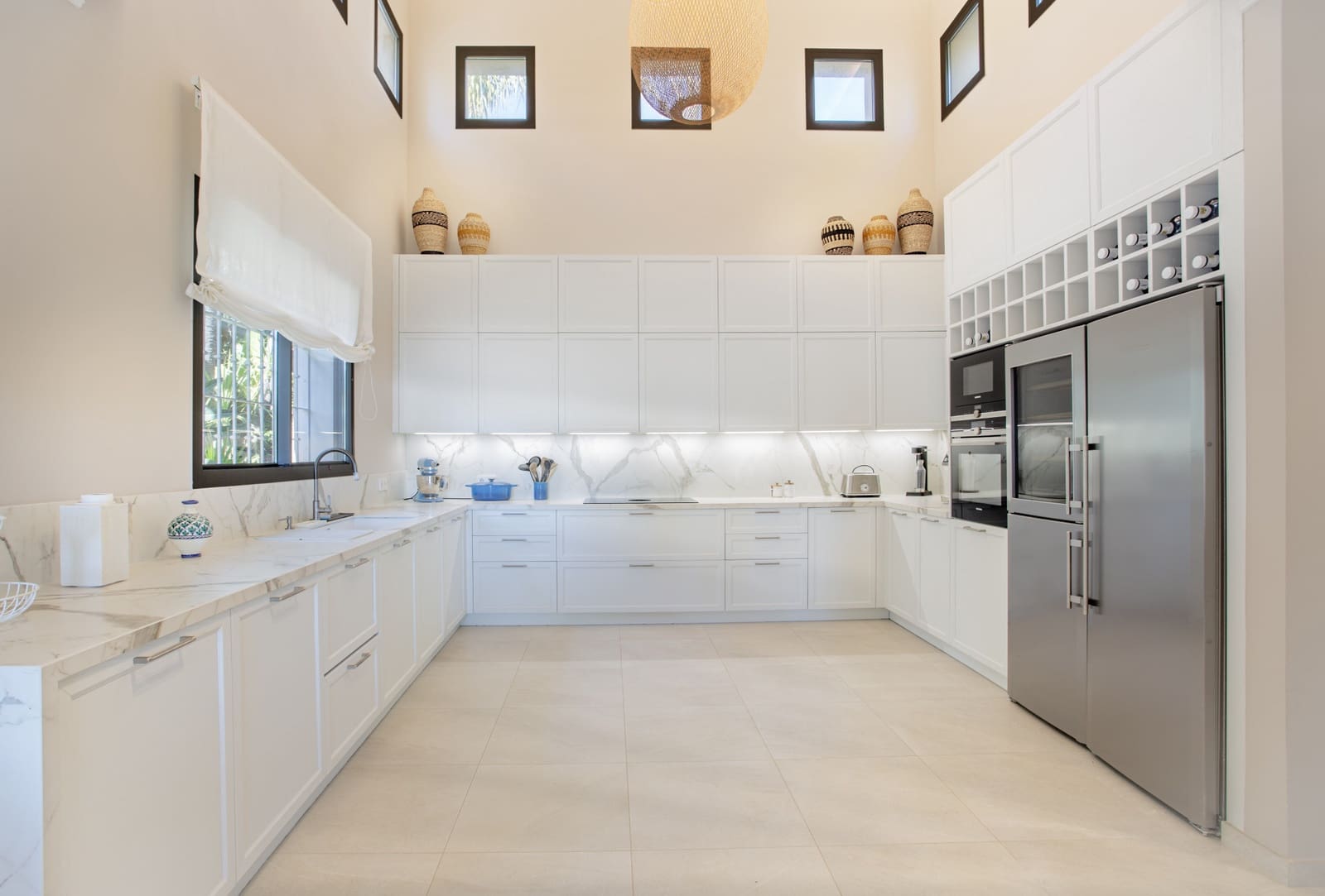 5 makuuhuone Huvila myytävänä paikassa Marbella mukana uima-altaan 
autotalli - 4 700 000 € (Ref: 9647892)