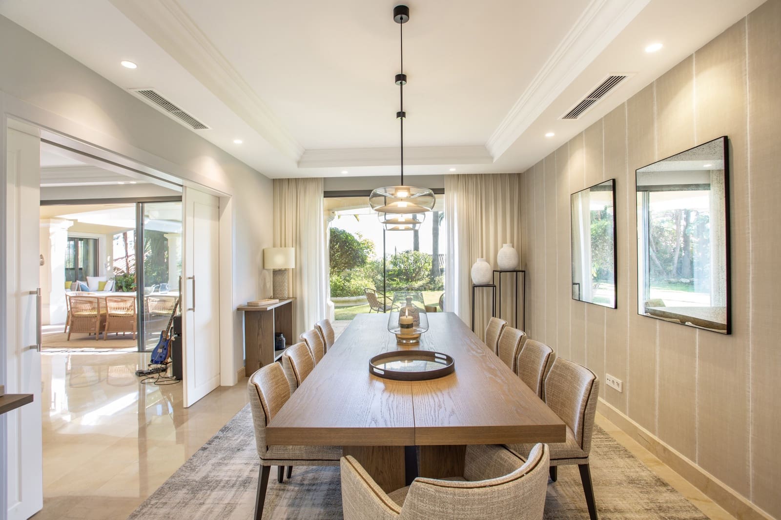 5 makuuhuone Huvila myytävänä paikassa Marbella mukana uima-altaan 
autotalli - 4 700 000 € (Ref: 9647892)