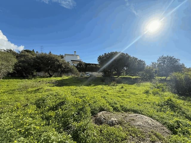 Building Plot for sale in Marbella - € 400,000 (Ref: 9663631)