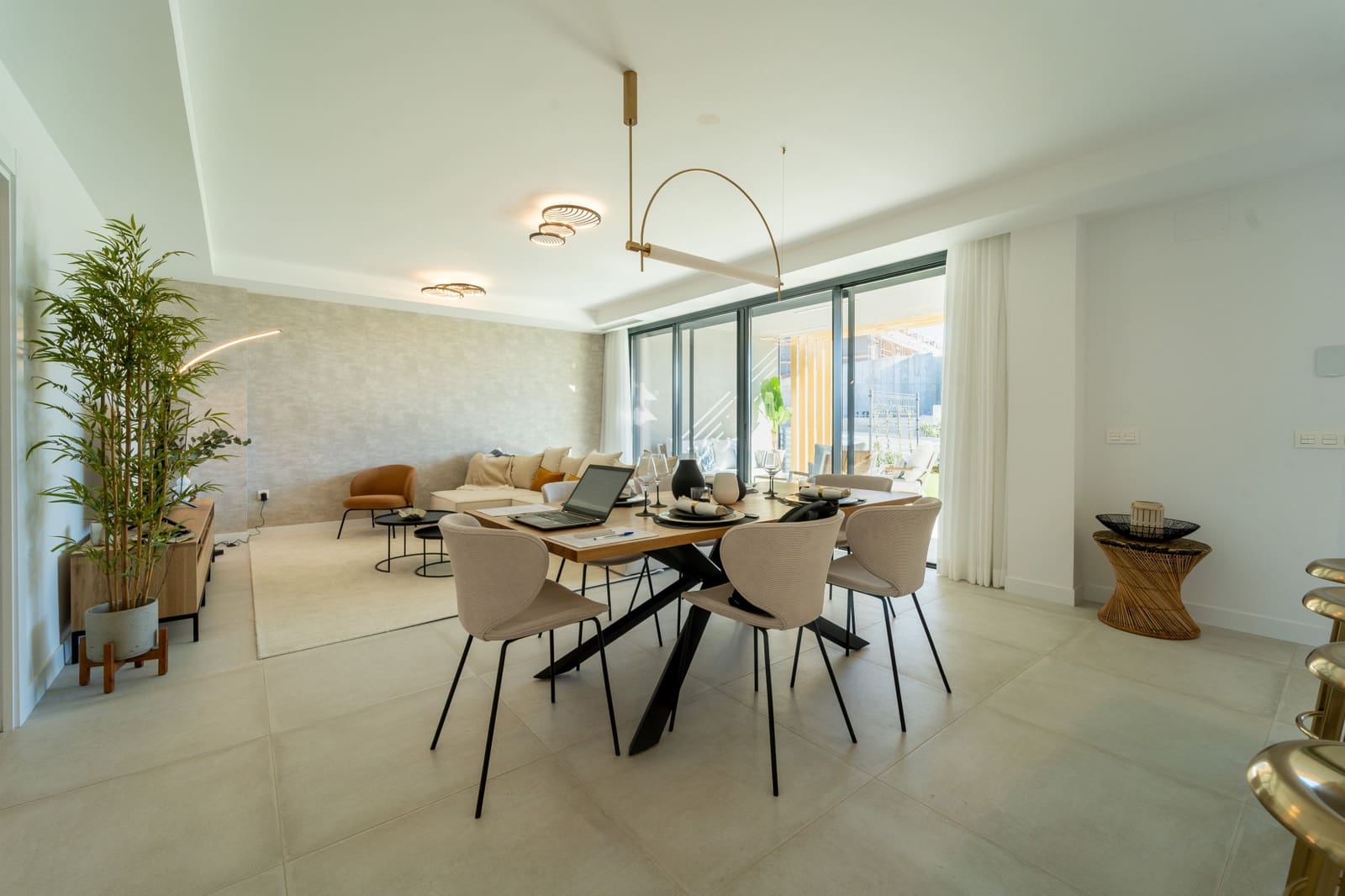 4 soveværelse Byhus til salg i El Chaparral med swimmingpool garage - € 859.000 (Ref: 9663634)