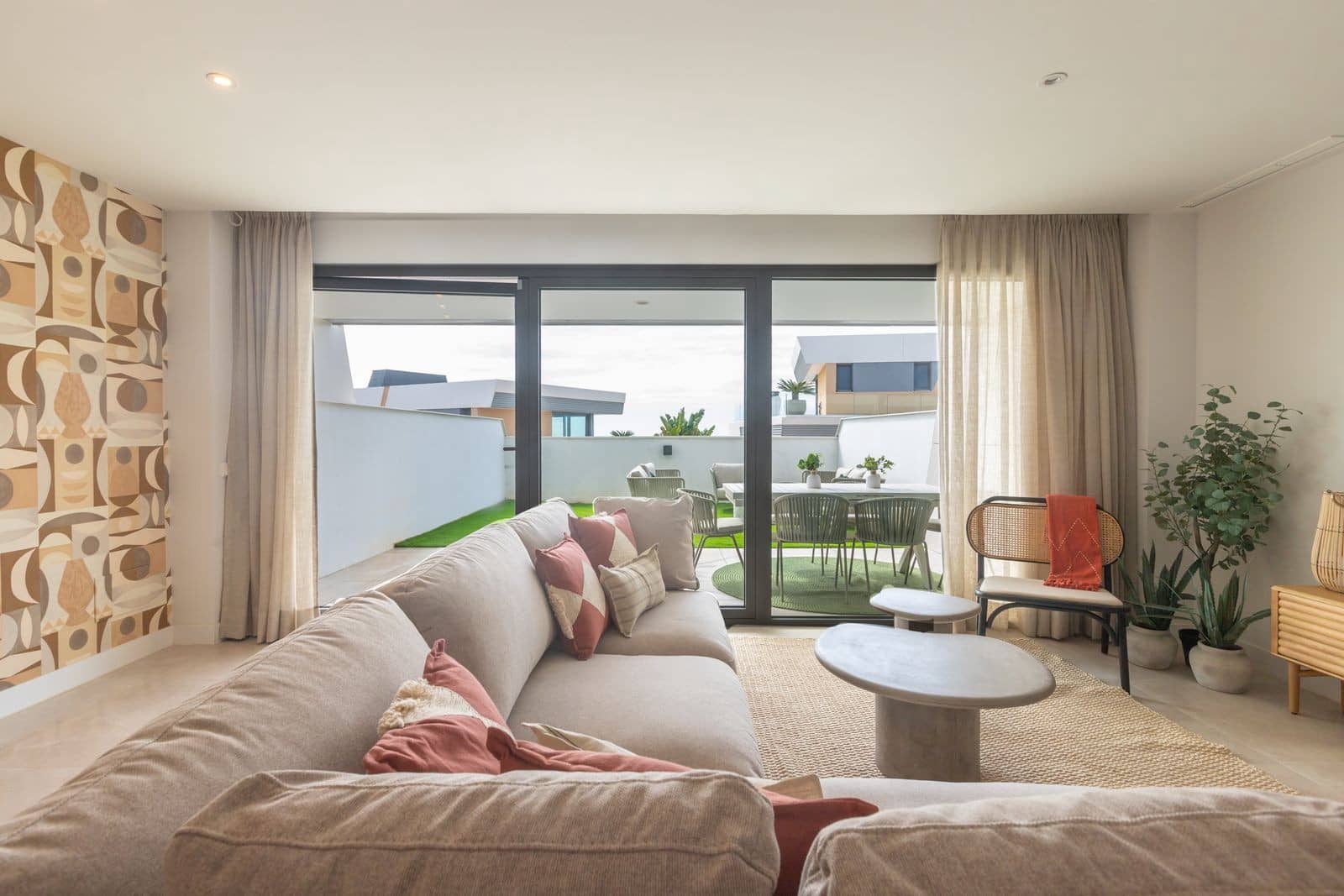 3 quarto Casa em Banda para venda em El Chaparral com piscina garagem - 880 000 € (Ref: 9670249)