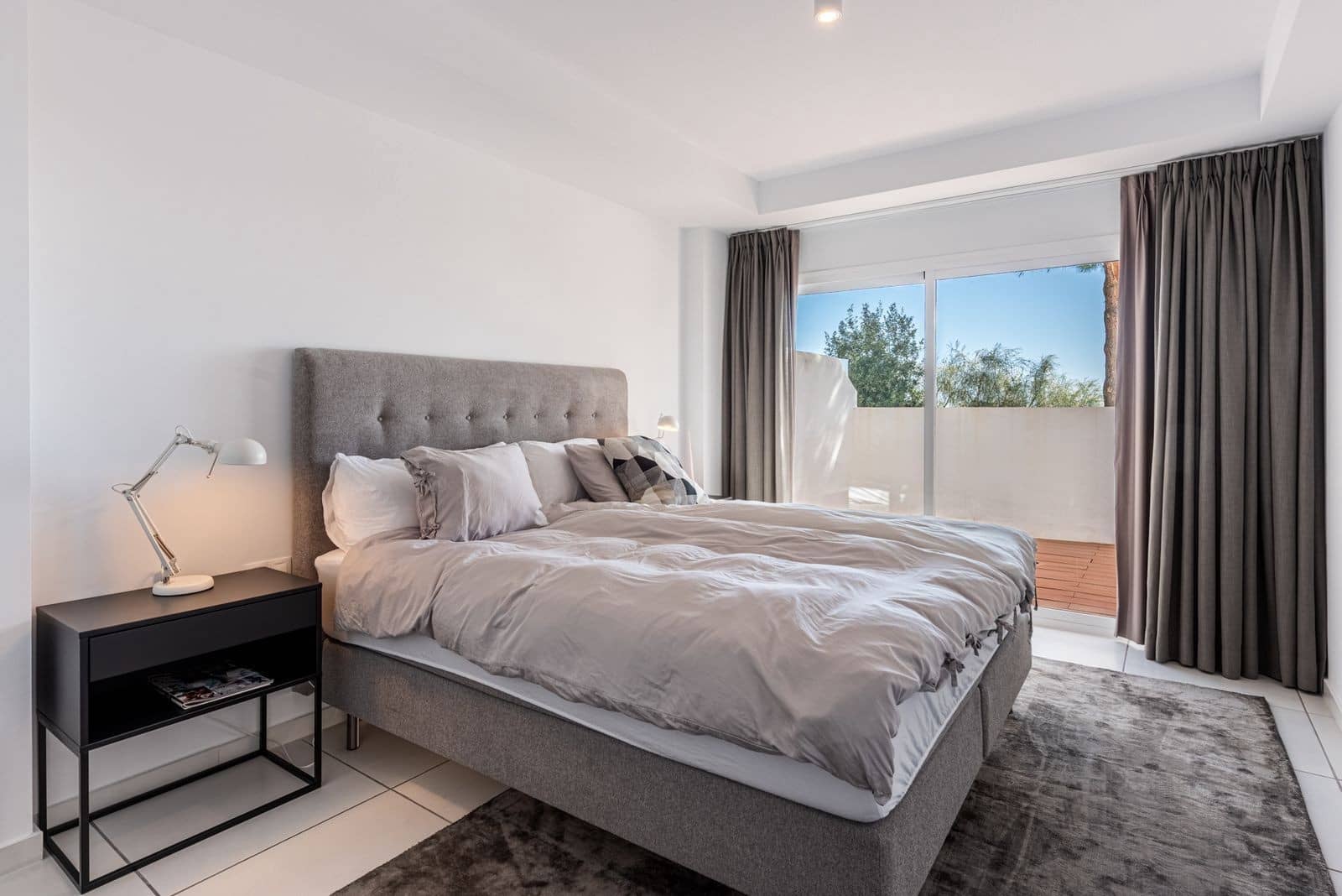 4 sypialnia Willa na sprzedaż w Benalmadena Costa z basenem garażem - 1 295 000 € (Ref: 9670250)