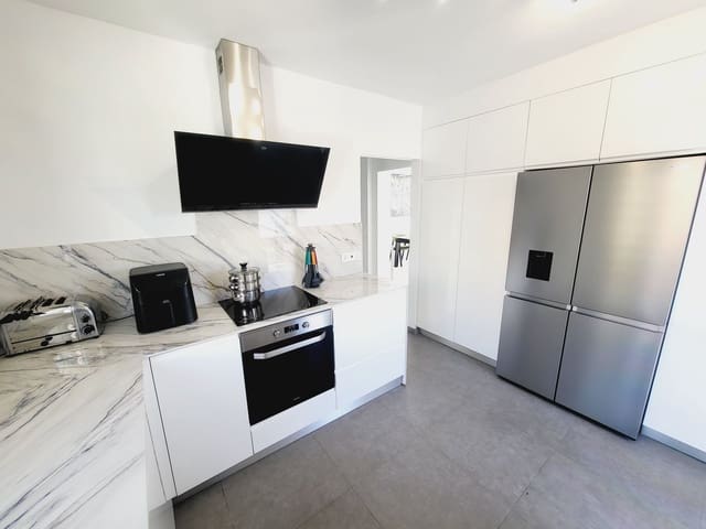 Chalet de 4 habitaciones en Riviera del Sol, Mijas en venta con piscina garaje - 1.200.000 € (Ref: 9670251)