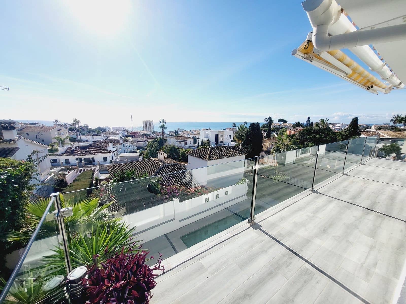 Chalet de 4 habitaciones en Riviera del Sol en venta con piscina garaje - 1.200.000 € (Ref: 9670251)