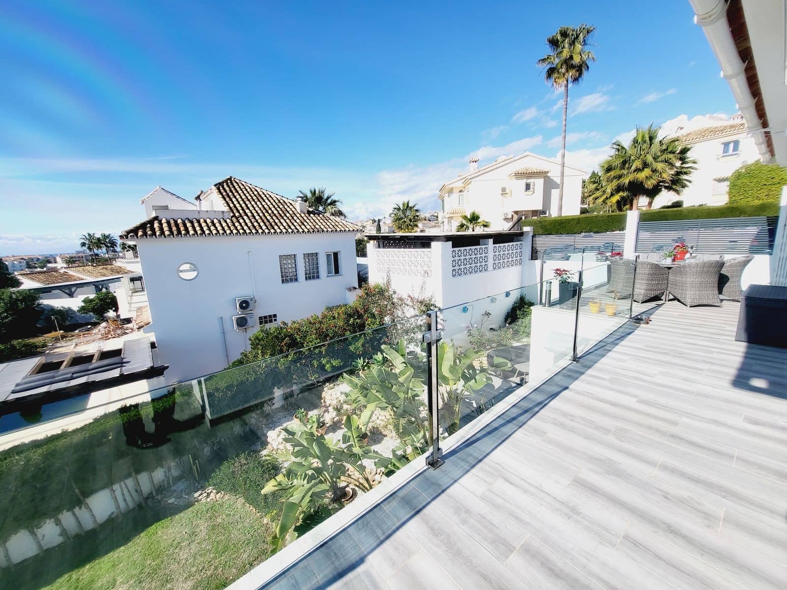 Chalet de 4 habitaciones en Riviera del Sol en venta con piscina garaje - 1.200.000 € (Ref: 9670251)
