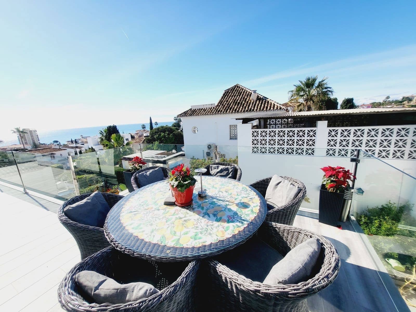 Chalet de 4 habitaciones en Riviera del Sol en venta con piscina garaje - 1.200.000 € (Ref: 9670251)
