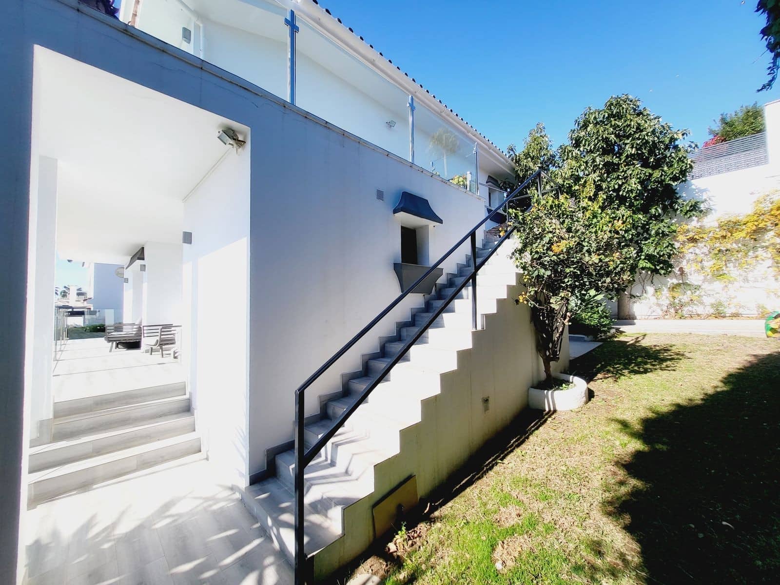 Chalet de 4 habitaciones en Riviera del Sol en venta con piscina garaje - 1.200.000 € (Ref: 9670251)