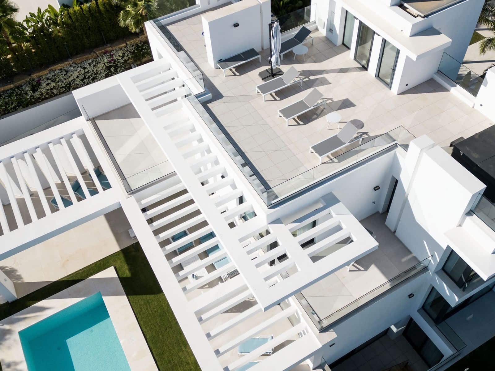 5 sypialnia Willa na sprzedaż w Los Flamingos z basenem garażem - 4 750 000 € (Ref: 9695083)