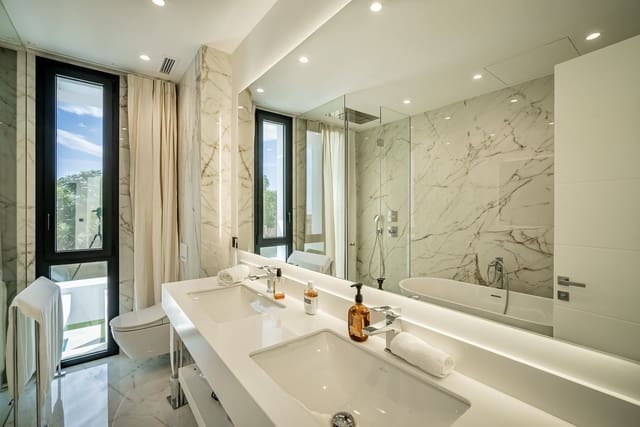 5 slaapkamer Villa te koop in Los Flamingos, Benahavís met zwembad garage - € 4.750.000 (Ref: 9695083)