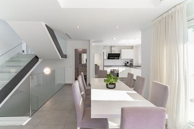 5 soveværelse Villa til salg i Fuengirola med swimmingpool garage - € 1.380.000 (Ref: 9695085)