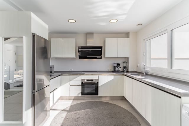 5 soveværelse Villa til salg i Fuengirola med swimmingpool garage - € 1.380.000 (Ref: 9695085)