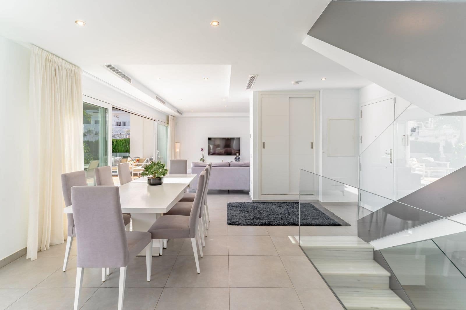 5 quarto Moradia para venda em Fuengirola com piscina garagem - 1 380 000 € (Ref: 9695085)