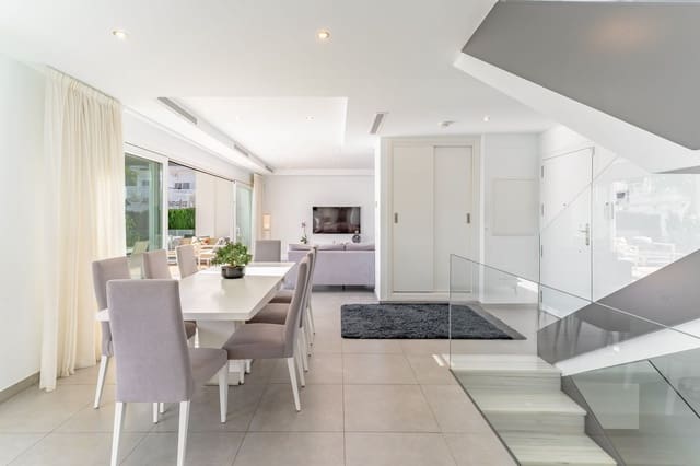 5 chambre Villa/Maison à vendre à Fuengirola avec piscine garage - 1 380 000 € (Ref: 9695085)